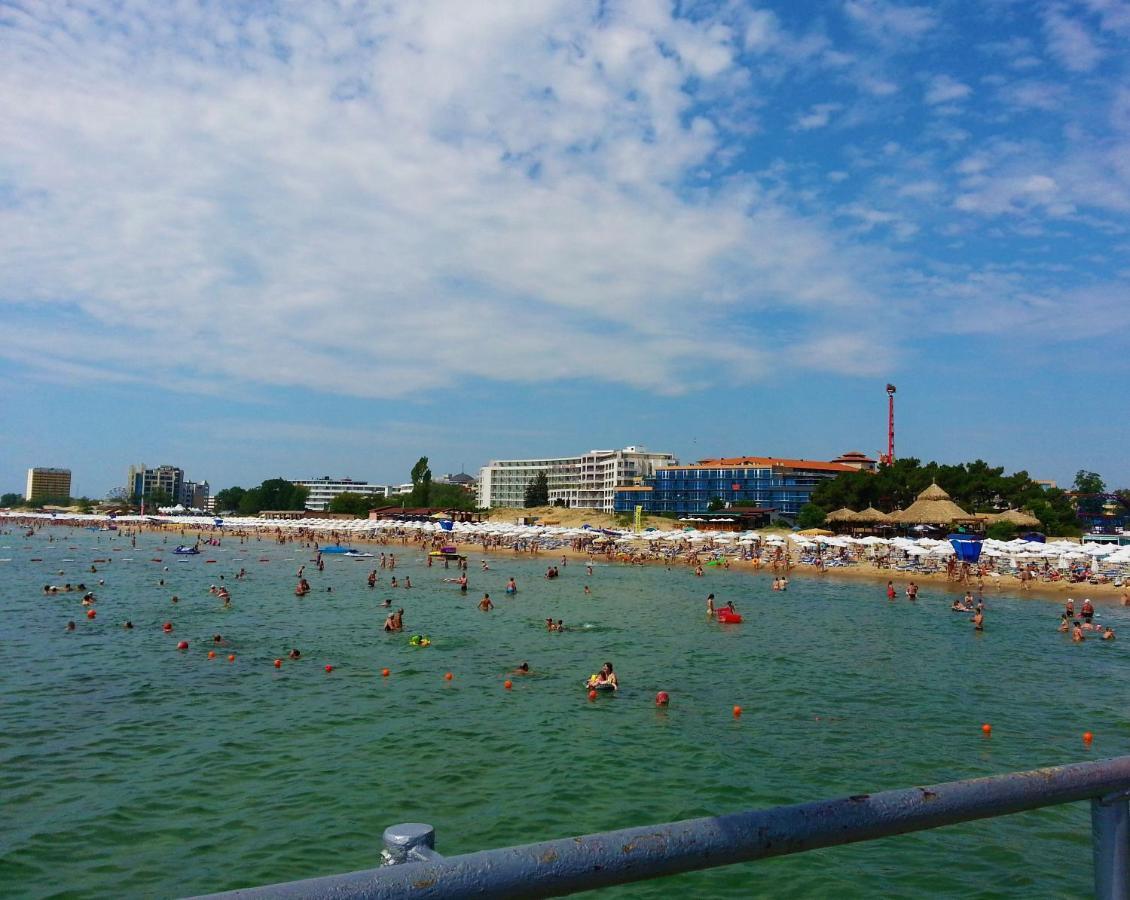 Menada Crystal Park Apartments Sunny Beach Esterno foto