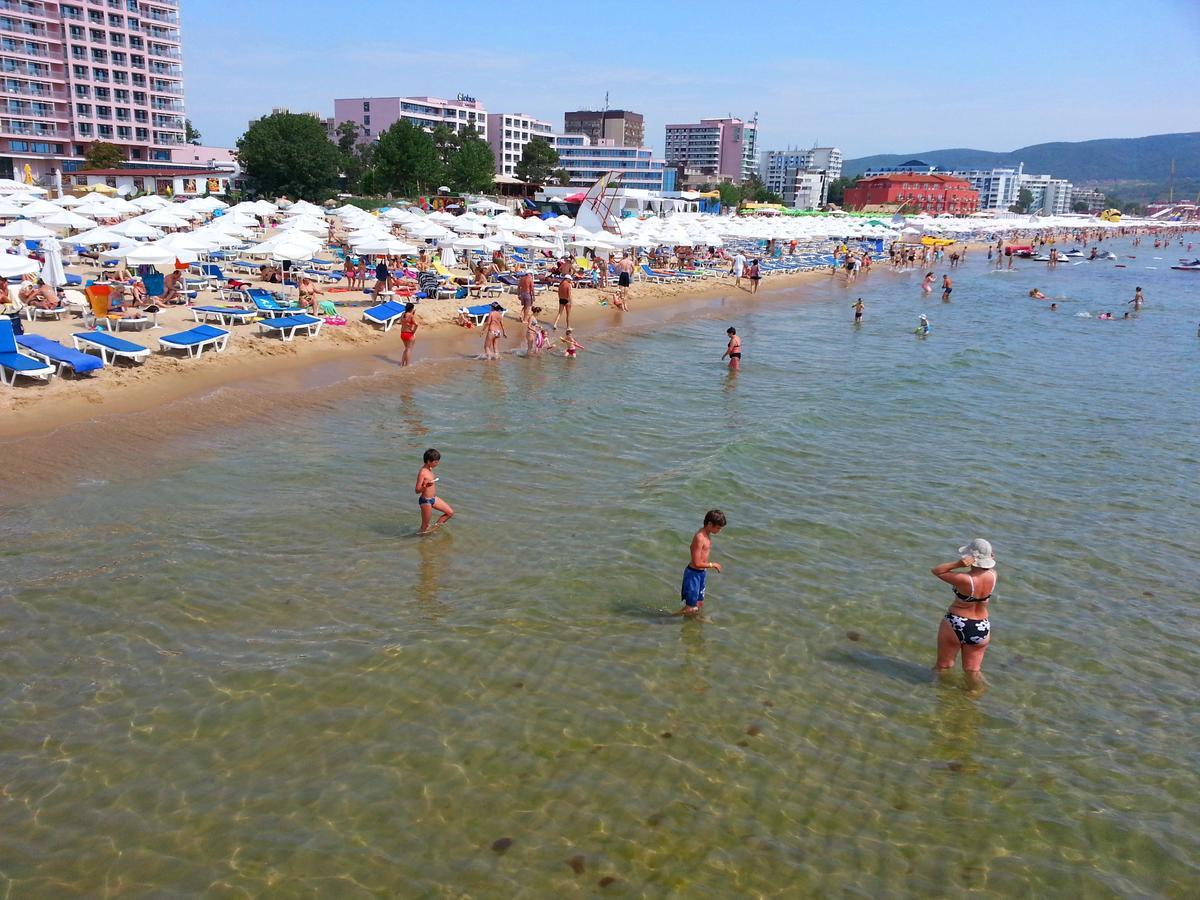 Menada Crystal Park Apartments Sunny Beach Esterno foto
