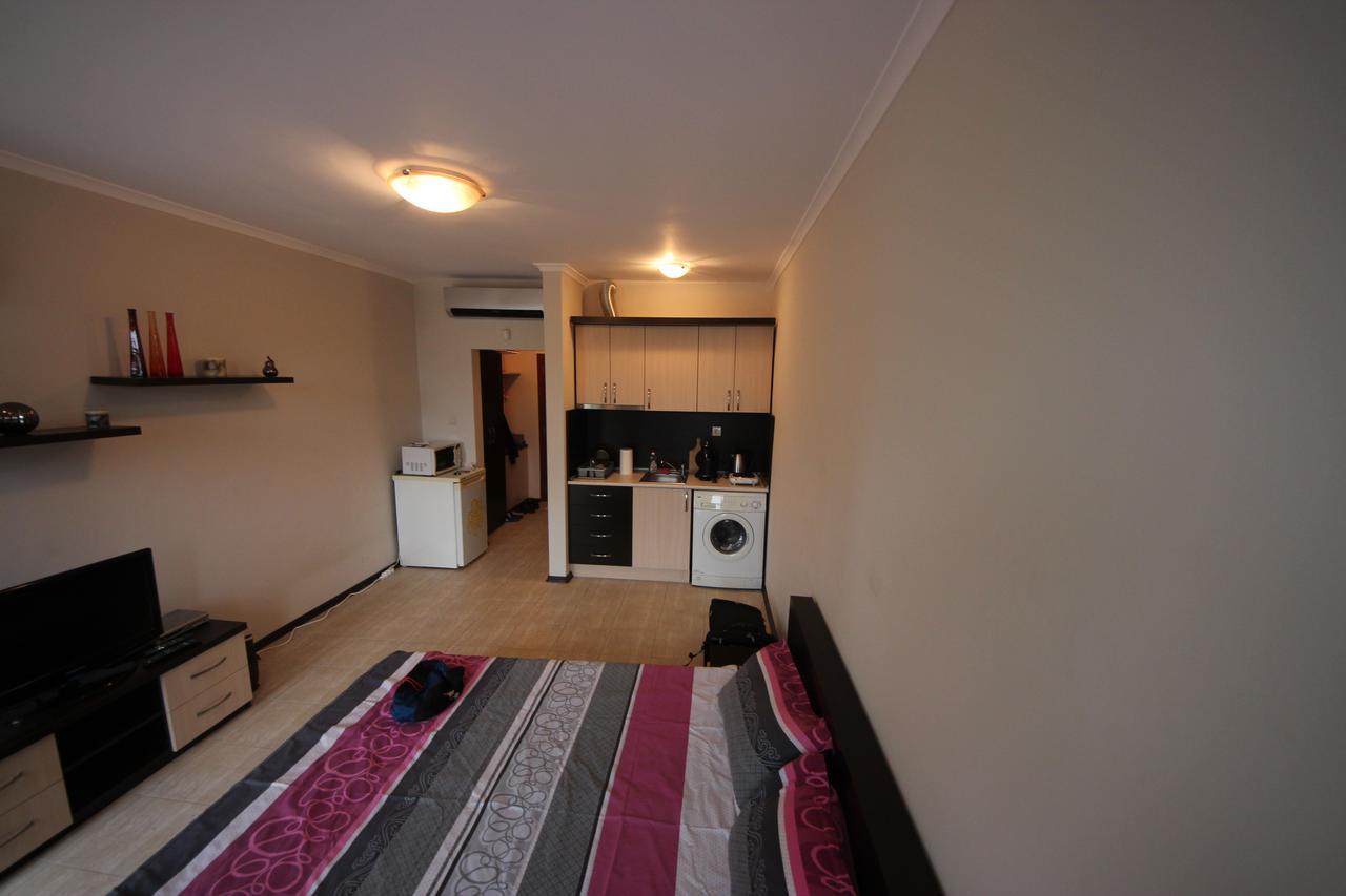 Menada Crystal Park Apartments Sunny Beach Esterno foto